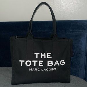 Marc Jacobs Women's The Large Tote Bag